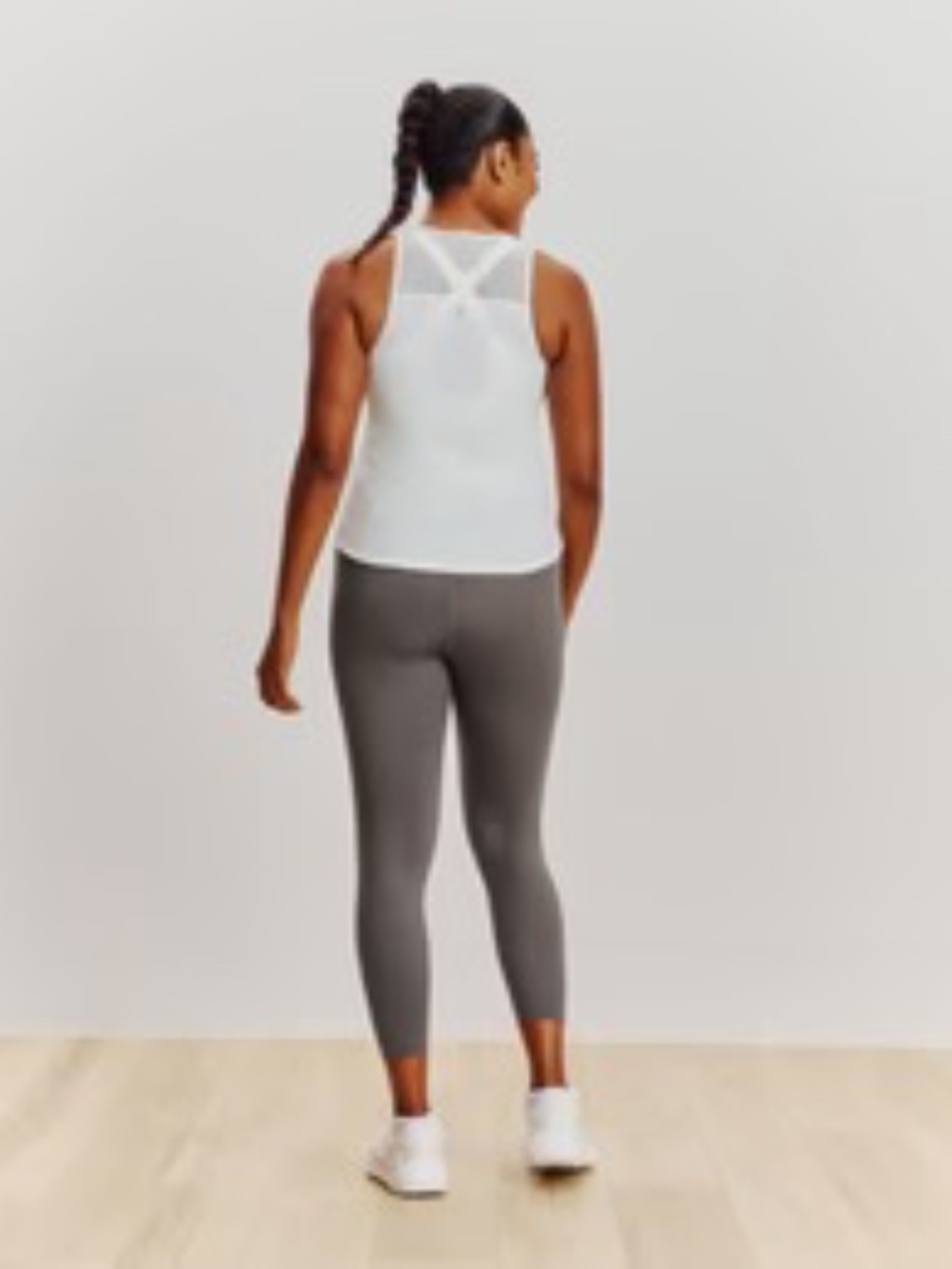 MOMENTA ACTIVE TANK - Picture 2 of 7